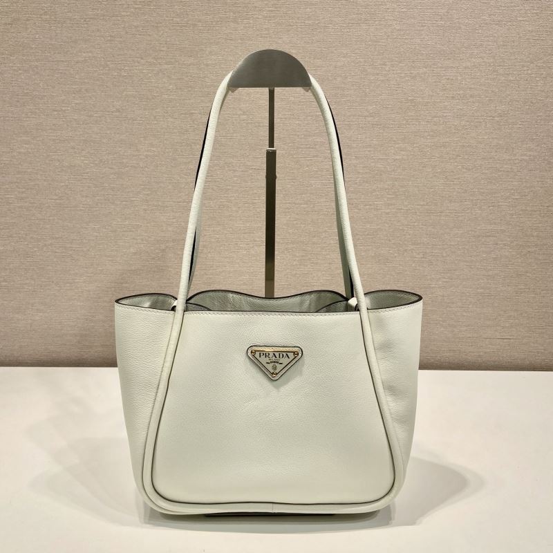 Pra*a tote bags